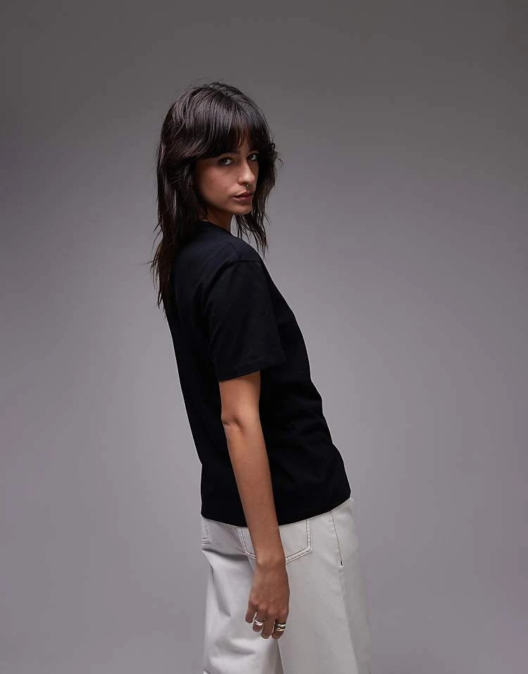 Carhartt WIP Pocket T-shirt In Black For Women 4 Carhartt WIP Pocket T-shirt In Black For Women - Image 4