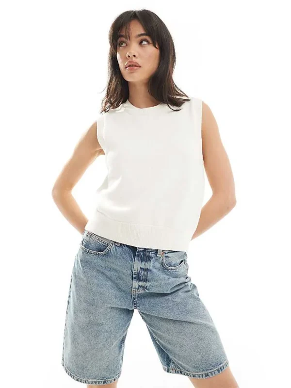 Carhartt WIP Chester Knitted Vets In White For Women