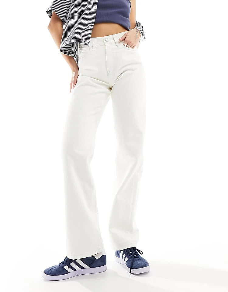 Carhartt WIP Noxon High Waist Jeans In White For Women 1 Carhartt WIP Noxon High Waist Jeans In White For Women