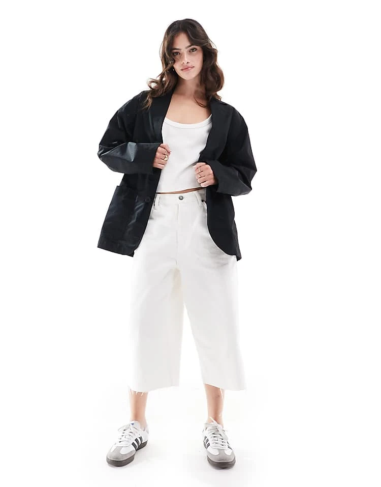 Carhartt WIP Franky Relaxed Fit Blazer In Black For Women 4 Carhartt WIP Franky Relaxed Fit Blazer In Black For Women - Image 4