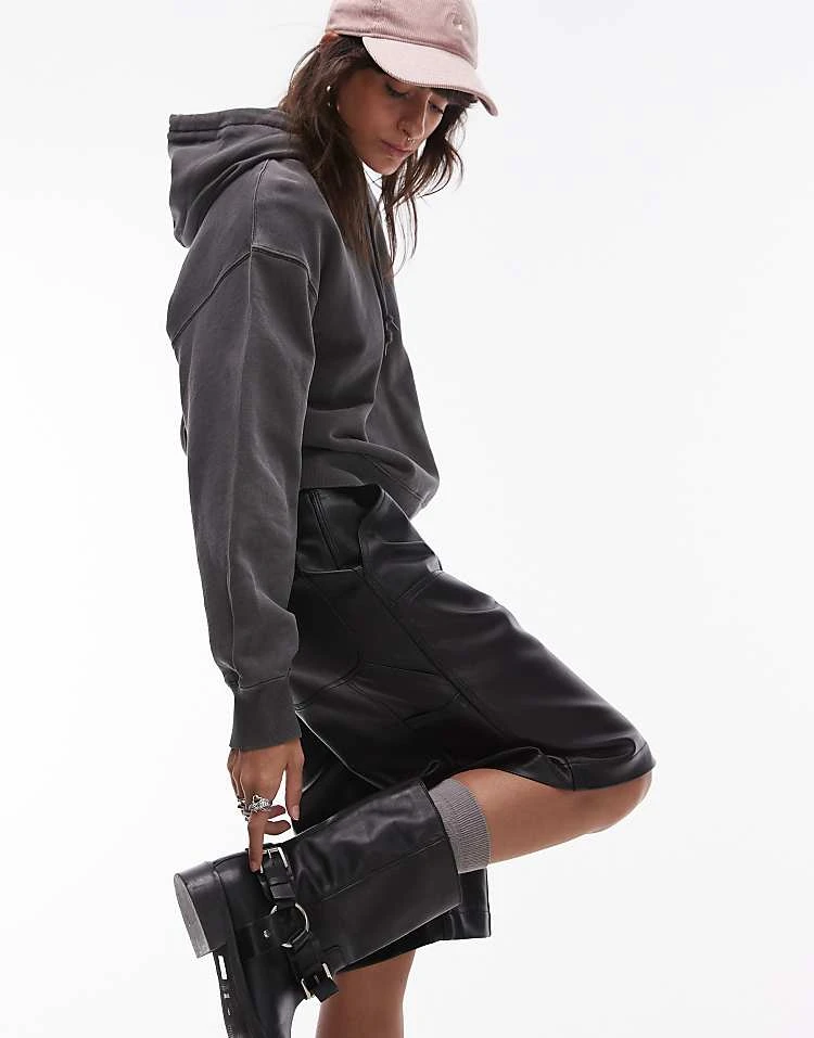 Carhartt WIP Norwich Faux Leather Short In Black For Women 2 Carhartt WIP Norwich Faux Leather Short In Black For Women - Image 2