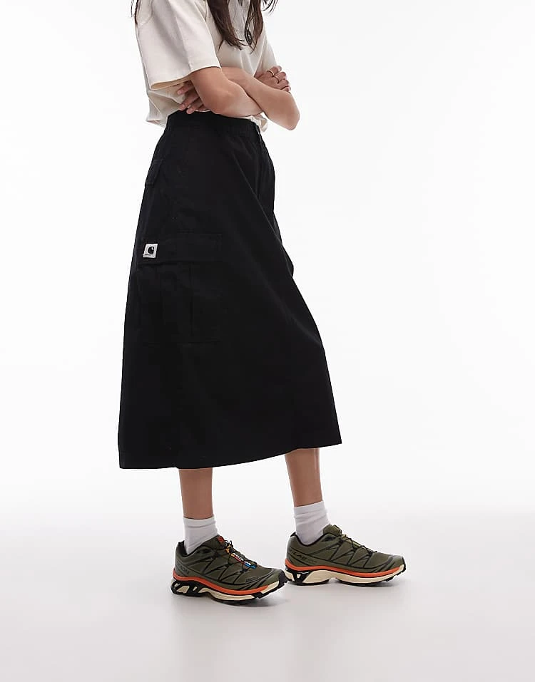 Carhartt WIP Jet Cargo Skirt In Black For Women 2 Carhartt WIP Jet Cargo Skirt In Black For Women - Image 2