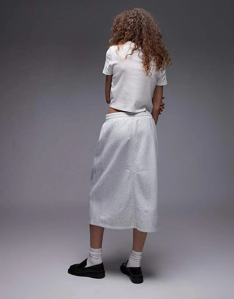 Carhartt WIP American Script Sweat Skirt In Grey Marl For Women 4 Carhartt WIP American Script Sweat Skirt In Grey Marl For Women - Image 4